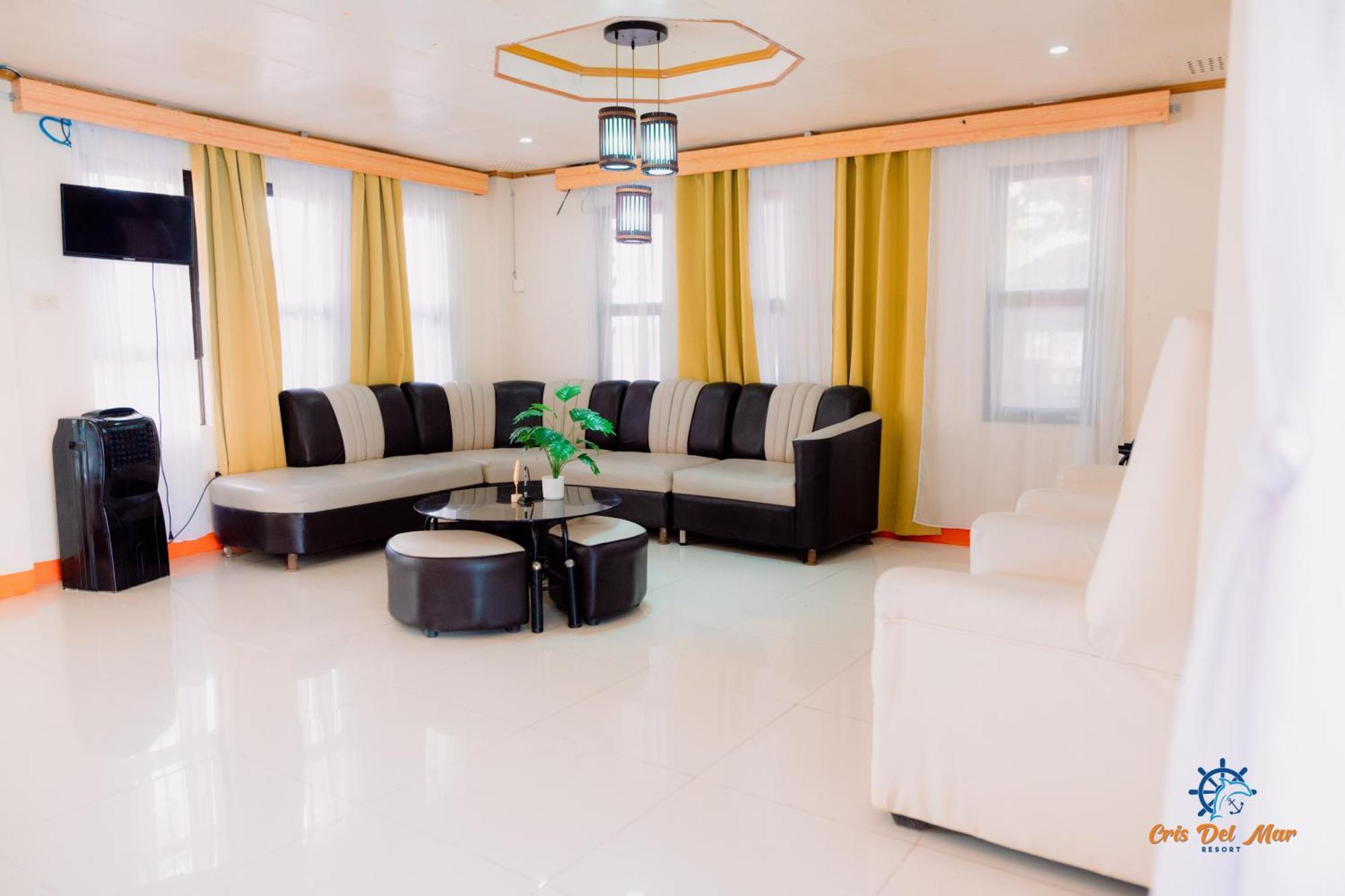 Cris Del Mar Resort Bolinao Экстерьер фото