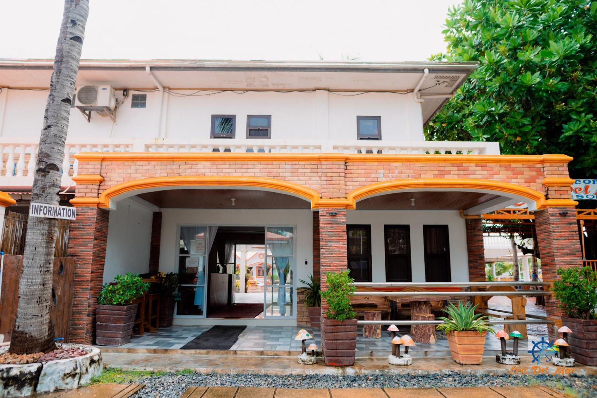 Cris Del Mar Resort Bolinao Экстерьер фото